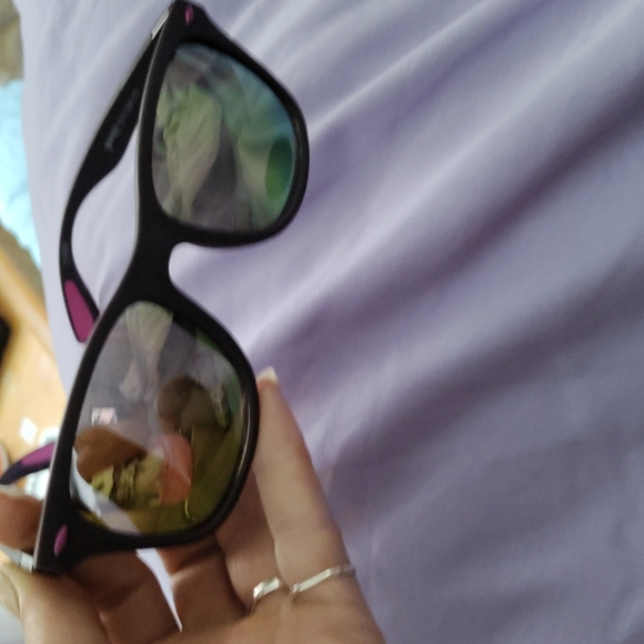 SOLD LOCALLY  soft coated sunnie's NWT - Picture 7 of 7